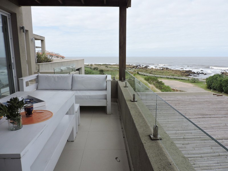 Departamento en alquiler y venta frente al mar